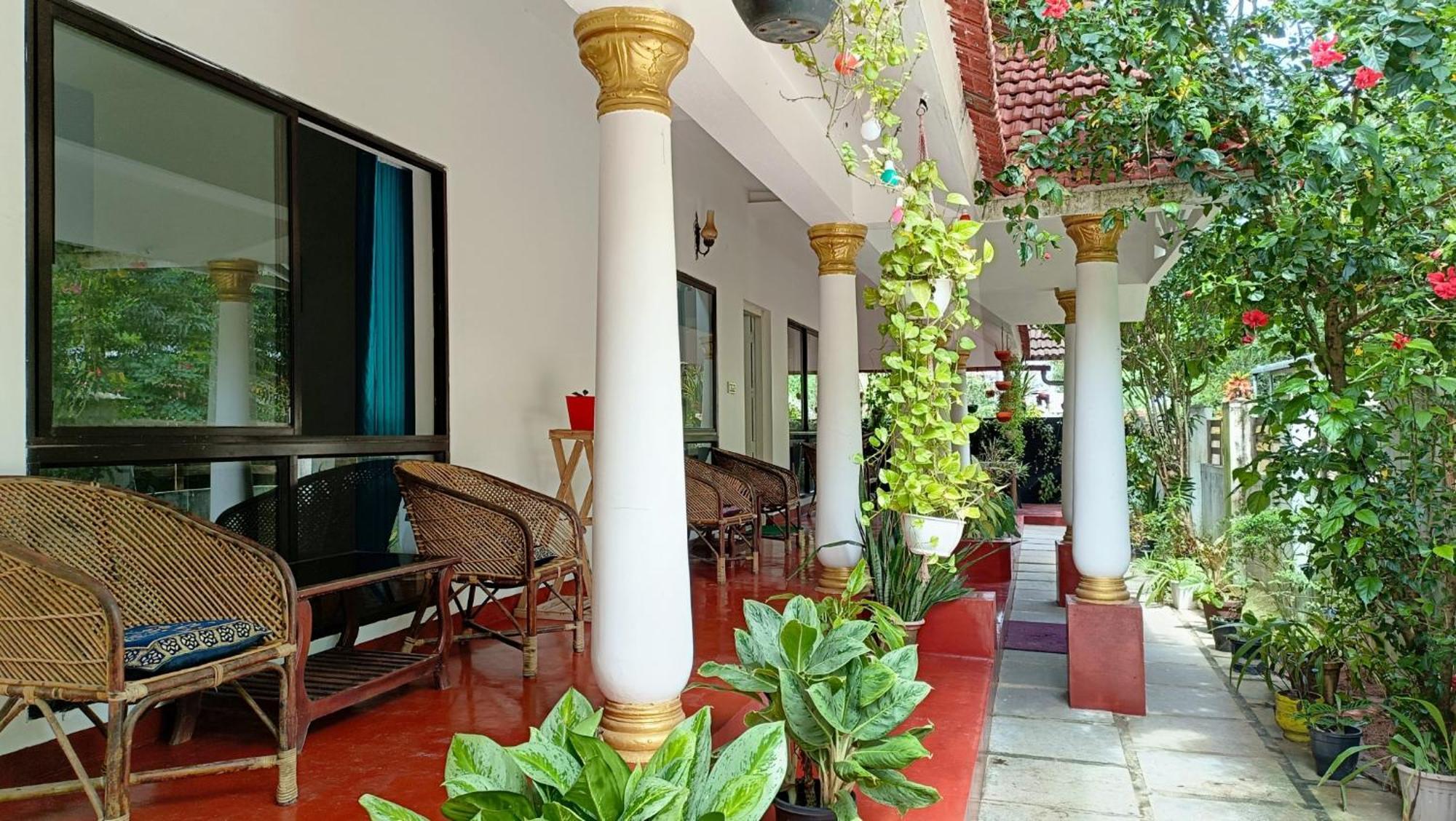 Marari Beach Cleetus Homestay Mararikulam Luaran gambar